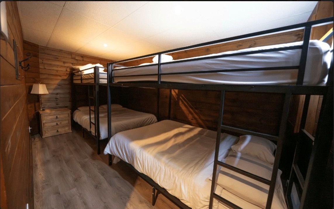 Chambre 3 (sous-sol)
